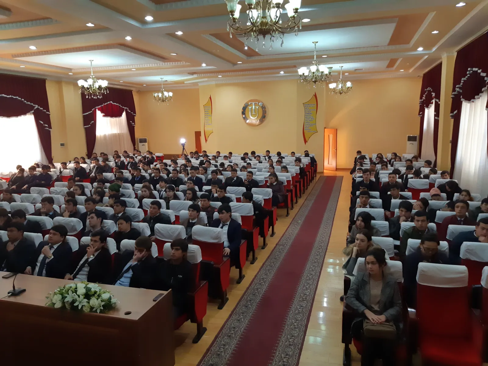 МегаФон Таджикистан рассказал согдийским студентам как реализовать свои бизнес идеи МегаФон Таджикистан рассказал согдийским студентам как реализовать свои бизнес идеи
