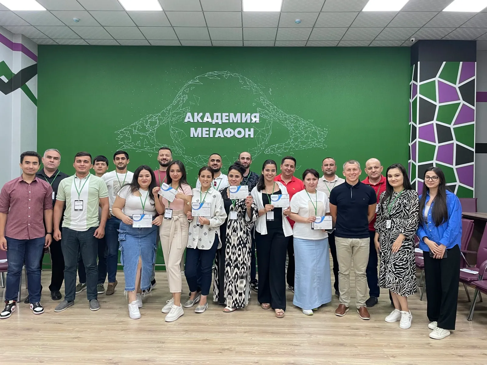 Ба кормандони ширкатҳои пешрафта чиро ва бо кадом роҳ меомӯзонанд? Ба кормандони ширкатҳои пешрафта чиро ва бо кадом роҳ меомӯзонанд?